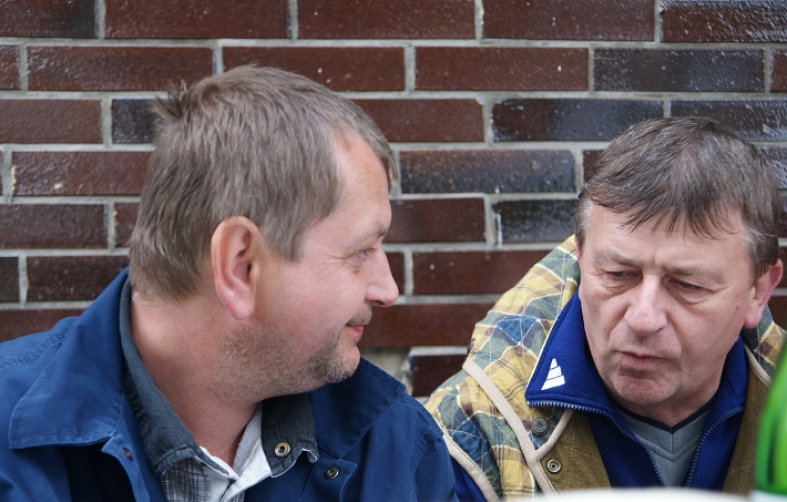 img00004.jpg