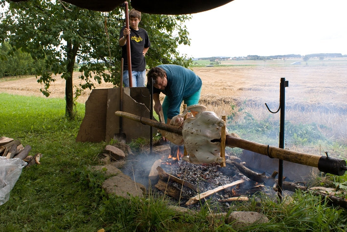 img00004.jpg