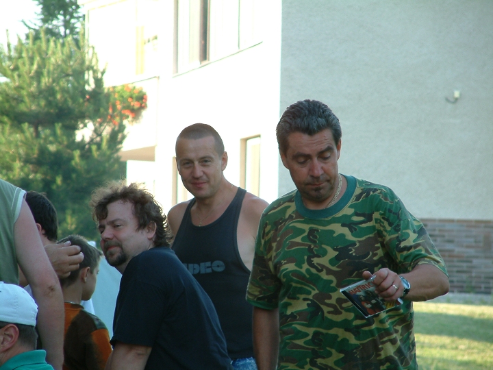 img00108.jpg